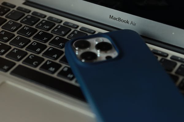 Les coques iPhone 14 Pro : protection et style réunis !